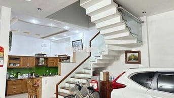 Bán nhà riêng 3 tầng 71.2 m2, mặt tiền Thanh Long, Hải Châu, Đà Nẵng