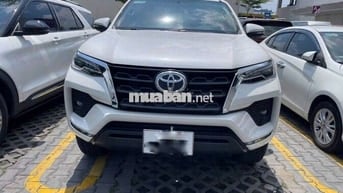 Fortuner 2020, sơn zin 95%, 52 ngàn km, 4 vỏ zin