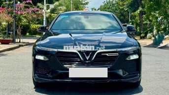 Vinfast Lux A Base 2021
