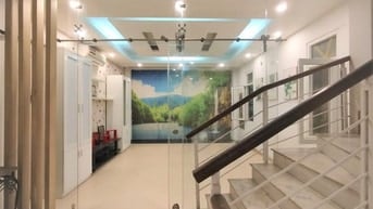 Bán nhà Nhật Chiêu,Tây Hồ, D/T: 60m2, view Hồ Tây, gần oto, KD sầm uất