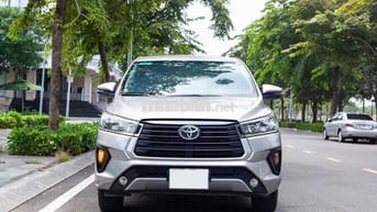 Toyota Innova 2024 E 2.0 MT - 55000 km
