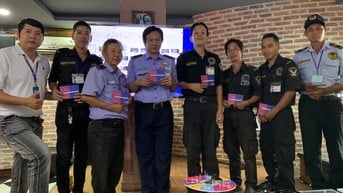 CẦN GẤP 1 NAM GIỮ XE KARAOKE TỪ 07H - 19H Ở MẠC ĐĨNH CHI - QUẬN 1