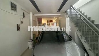 Bán nhà 3 tầng 4×14 xe hơi ngủ trong nhà gần bến xe miền tây - tên lửa