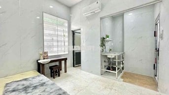 Studio đầy đủ nội thất thoáng mát ngay Lê Văn Chí, ngã 4 Thủ Đức