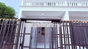 BÁN NHÀ CHÍNH CHỦ SỔ RIÊNG MỚI XÂY GIÁ 1,25 TỶ, 68m2, ĐỨC HÒA, LONG AN