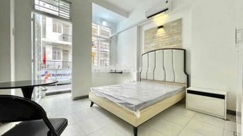 Dự án mới Phòng Ban công thoáng, full nội thất ngay Nguyễn Hữu Cảnh
