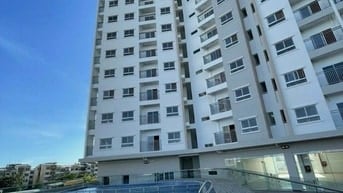 Bán gấp căn hộ chung cư Blue Sky Tower tại A4, Bình Trưng Đông, Quận