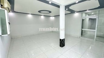 Nhà Trệt Lầu 3PN Hẻm Đường Hùng Vương chỉ 5,5 triệu