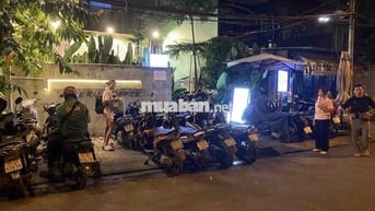 BÁN NHÀ 8m X 21m CẤP 4 MẶT TIỀN ĐƯỜNG LỚN TÂN QUY QUẬN 7