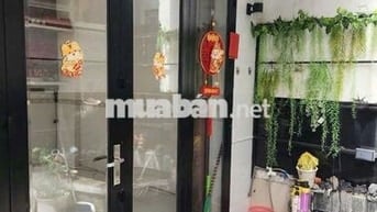 BÁN NHÀ---GIÁ: 4.25TỶ BL--- Đ.THỐNG NHẤT, P11