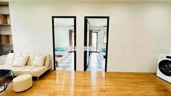 2 NGỦ 1 KHÁCH 60m2 - PHỐ LỘC - XUÂN ĐỈNH - NGAY CV HOÀ BÌNH - BAN CONG