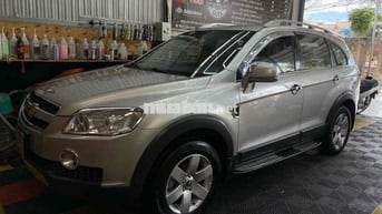 Chevrolet Captiva 2007 LT 2.4 MT - 99999 km