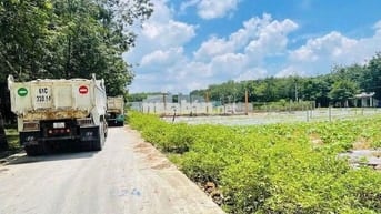 Bán miếng đất ở Phước Thành - TPHCM 338m2 có 100mTC .Giá 510tr - SHR