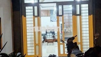 Cho thuê nhà MTKD Họ Lê p. Phú Thọ Hòa quận Tân Phú