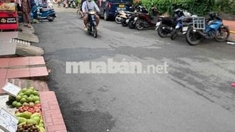 Cho thuê mặt bằng vỉa hè bán đồ mang đi