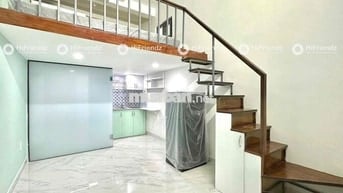 CHO THUÊ PHÒNG GÁC ĐẦY ĐỦ NỘI THẤT - THANG MÁY, HẦM XE