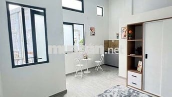 STUDIO NỘI THẤT BAN CÔNG CÁCH LÀNG ĐẠI HỌC VÀI PHÚT