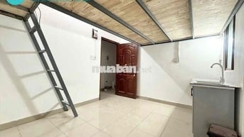 Cho Thuê Phòng Gác Cửa Sổ Full Nội Thất Ngay CV Hoàng Văn Thụ Tân Bình