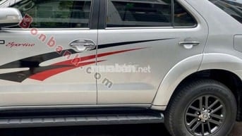 Toyota Fortuner 2015 phiên bản 2.7V 4x2 AT bền bỉ