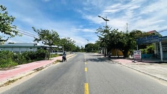 Cần Bán Gấp Mặt Tiền Nguyễn Du LaGi 11,5x32(470m2) Giá Cực Rẻ Gần Biển