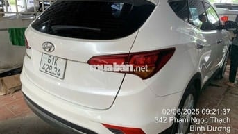 Hyundai Santa Fe 2016 2.4L 4WD - 156658 km