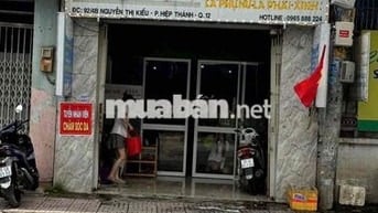 Mặt tiền Nguyễn Thị Kiểu kế trường Lê Văn Thọ