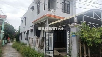 Nhà 2 mê, 2 mặt kiệt oto cách chợ lệ trạch 50m