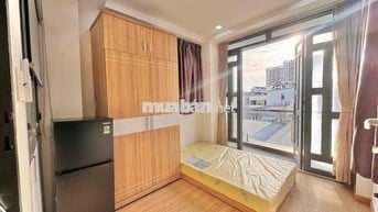 PENTHOUSE NGUYÊN TẦNG 40m2 VỚI BAN CÔNG RỘNG NGUYỄN HỒNG ĐÀO TÂN BÌNH