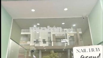 bán lại tiệm nail đang kinh doanh có lời Q7