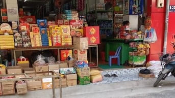 SOS!! SOS!! SOS!! 📣📣📣 CỬA HÀNG TẠP HÓA CÔ GÁI TÌM KIẾM NHÂN VIÊN 