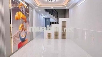 Đường Xe Hơi 7m thông - Nhà Đúc 3 Tầng - DT: 4x15 (60m2) - Cạnh Ngã