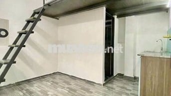 SIÊU PHẨM CÓ GÁC ĐƯỜNG PHAN VĂN TRỊ THUẬN TIỆN QUA BÌNH THẠNH FREE XE