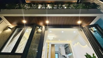 CHÍNH CHỦ BÁN NHÀ ĐẸP KHU SÂN BAY NGANG 5,4M ĐÚC 1 LẦU 3PN GIÁ MỀM