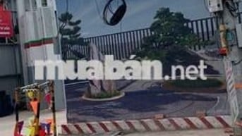 Nhà c4 dt 80m2 kế bên  chung cư thương mại sầm uất 4ty150. Linh xuân