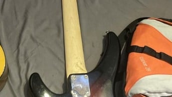 Bán đàn bass Yamaha trbx174 còn đẹp