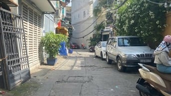 BÁN NHÀ GIÁP QUẬN 1-NGAY THẢO CẦM VIÊN- BỜ KÈ HOÀNG SA