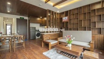 Tòa nhà Sumitomo,mặt phố Linh Lang,trung tâm khu người Nhật tại Hà Nội