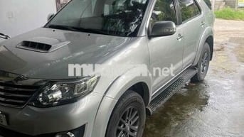 Toyota Fortuner 2016 2.4G 4x2 MT - 136000 km