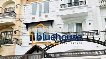 NHÀ ĐƯỜNG NGUYỄN TRỌNG TUYỂN DIỆN TÍCH: 9X20M TRỆT 2 LẦU CHO THUÊ