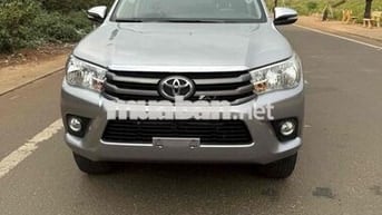 Toyota Hilux 2016 2.5E 4x2 MT - 100000 km