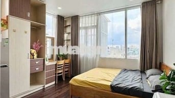 Căn Hộ Studio Cửa Sổ View Thành Phố Full NT Tòa Nhà Thang Máy Hầm Xe