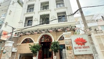 Bán Toà Y Hình, Hẻm Xe Hơi Sư Vạn Hạnh, Căn Ngon Nhất Lúc Này 11x21m