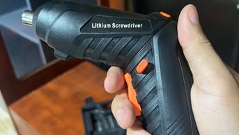 Máy vặn vít cầm tay hai chức năng đảo chiều