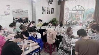 Cho thuê sang nhượng tiệm nail phun xăm nối mi
