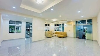 CHO THUÊ BIỆT THỰ CAO CẤP VIEW CÔNG VIÊN TẠI PHÚ MỸ HƯNG QUẬN 7