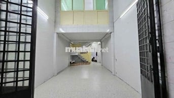 Nhà Hẻm Xe Hơi Đường Lạc Long Quân , DT:4x13m, 2lầu