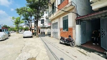 TRỊNH VĂN BÔ - OTO ĐỖ CỔNG - BÃI OTO NGAY CẠNH NHÀ - CẠNH TRƯỜNG FPT