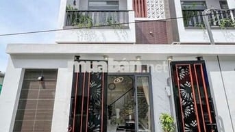 Nhà cần bán đường Nguyễn Hữu Trí - Gần Chợ Đầu Mối Bình Điền
