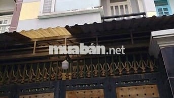 Nhà 1 lầu 2 phòng ngủ.sân thượng.uẻm to