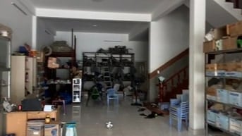 Cho thuê nhà mặt đường Nguyễn Hoàng , p An Phú , Tp Hồ Chí Minh 